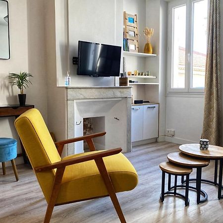 Escapade A Sanary, Au Coeur Du Village, 200M Du Port,Clim,Wifi,Parking ภายนอก รูปภาพ