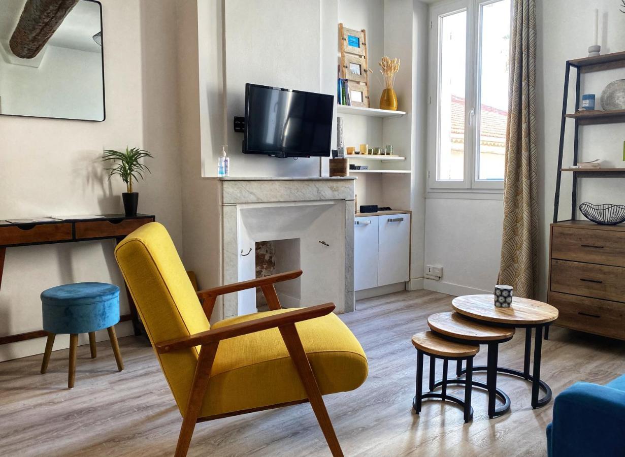 Escapade A Sanary, Au Coeur Du Village, 200M Du Port,Clim,Wifi,Parking ภายนอก รูปภาพ