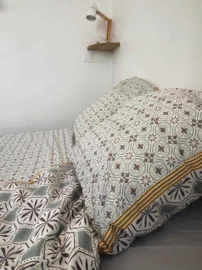 Escapade A Sanary, Au Coeur Du Village, 200M Du Port,Clim,Wifi,Parking ภายนอก รูปภาพ